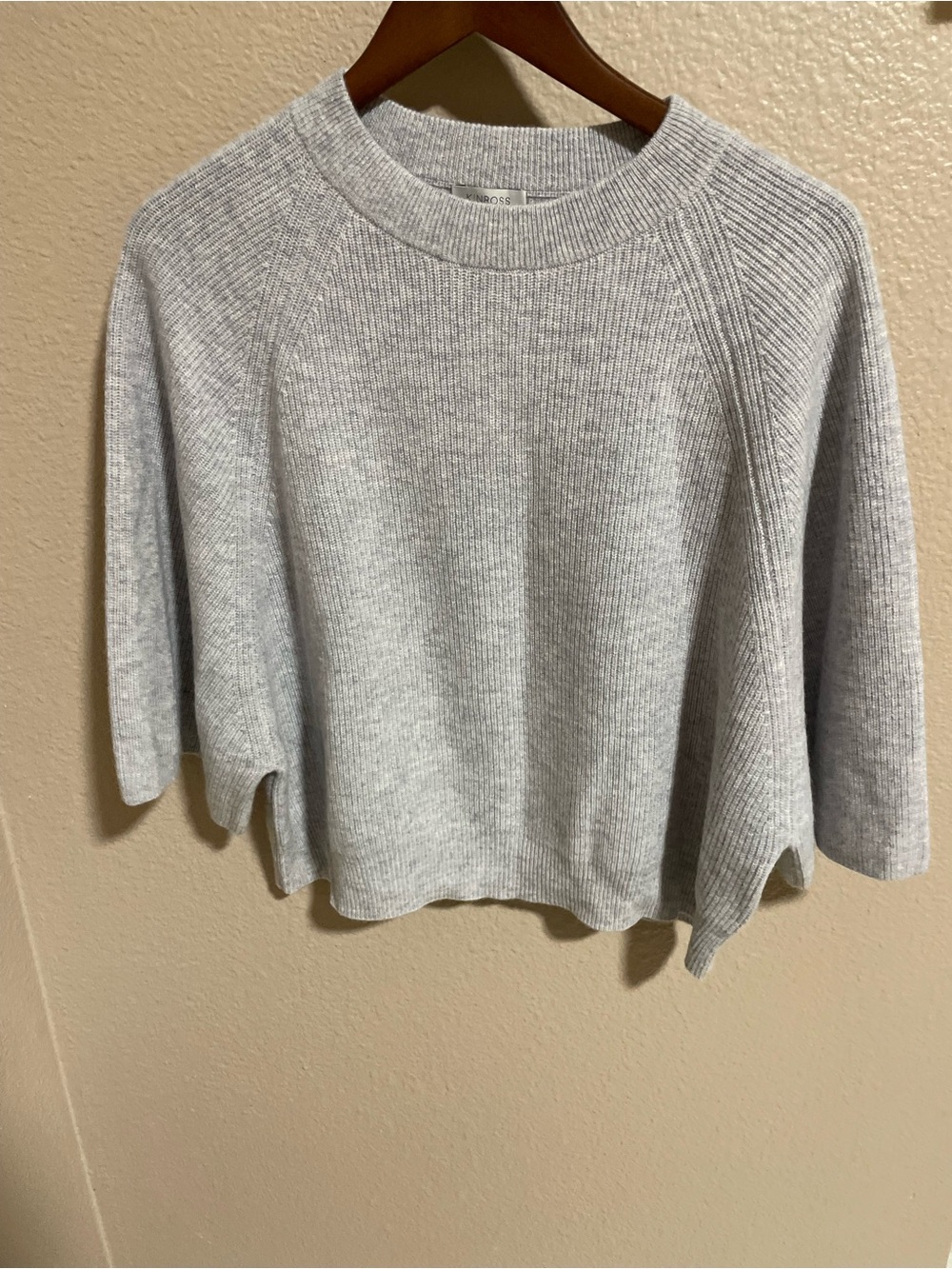 Kinross Cashmere Women's Light Gray Ribbed Crewneck Sweater NWT